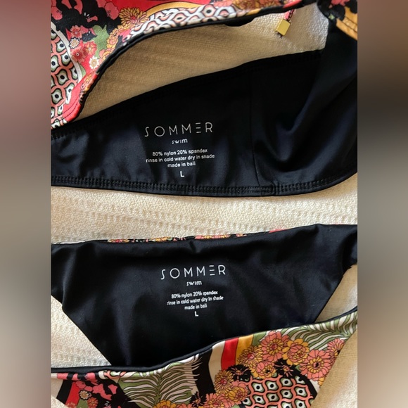 SOLD!!    Sommer Swim Xena Bahamas Halter Bikini Top & Tie Side Bikini - Picture 4 of 4